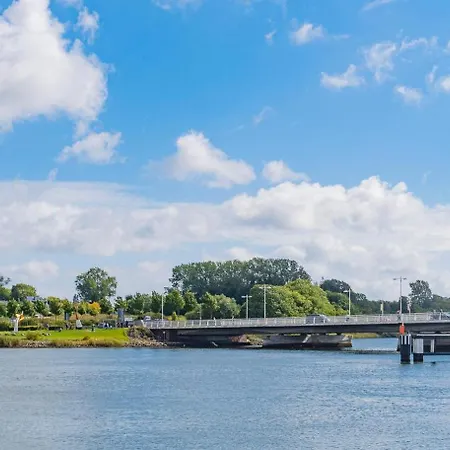 Lotsenhaus 12 Apartament *