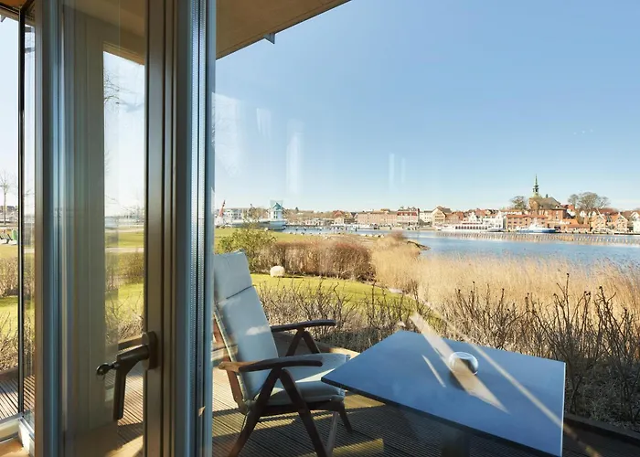 Lotsenhaus 12 * Kappeln